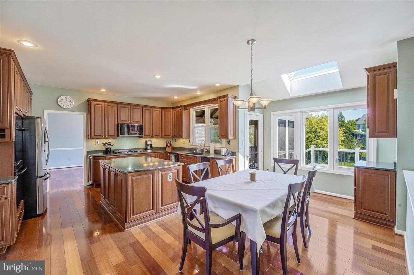 6109 Oakengate Way photo 9