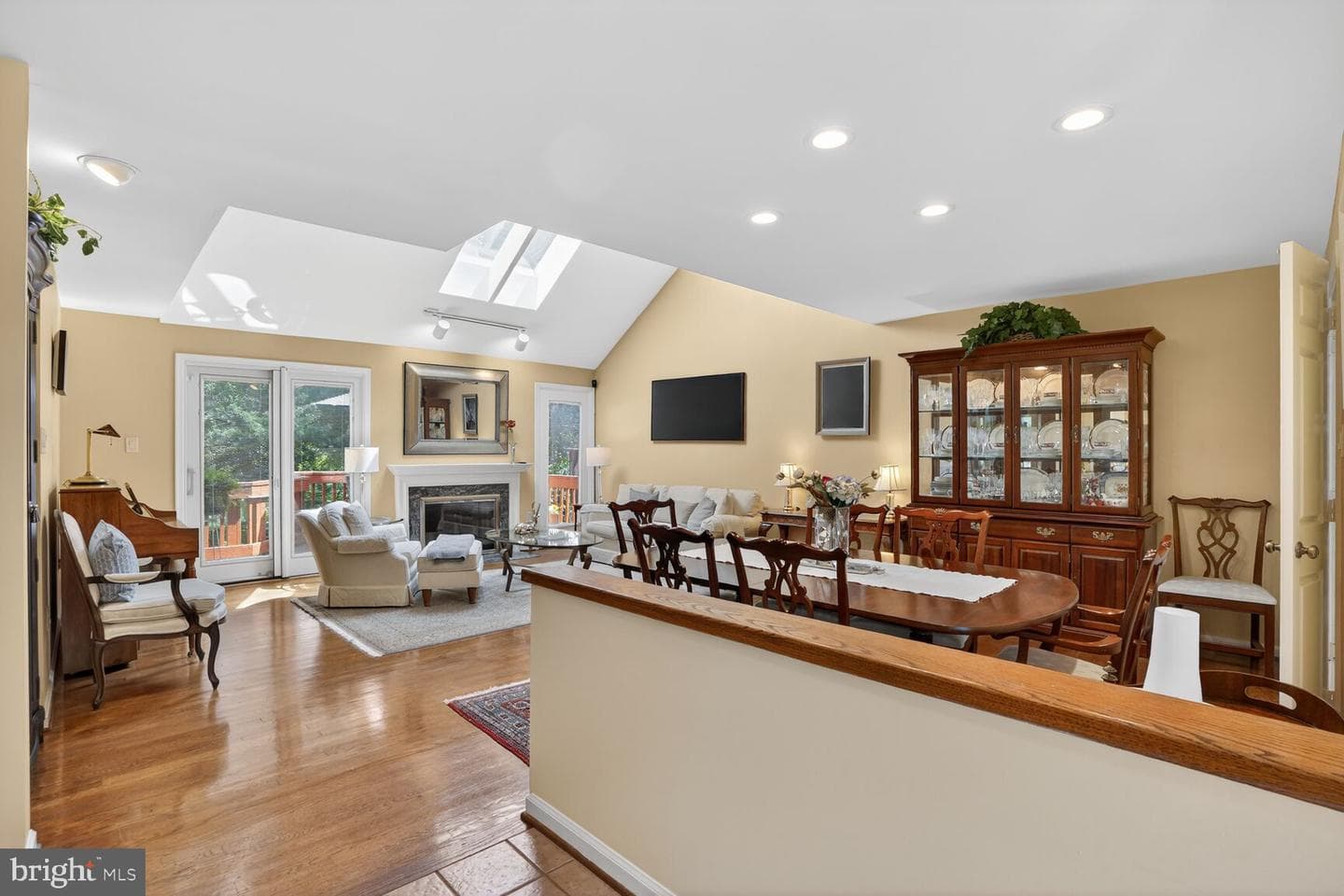 2925 Aran Court photo 10