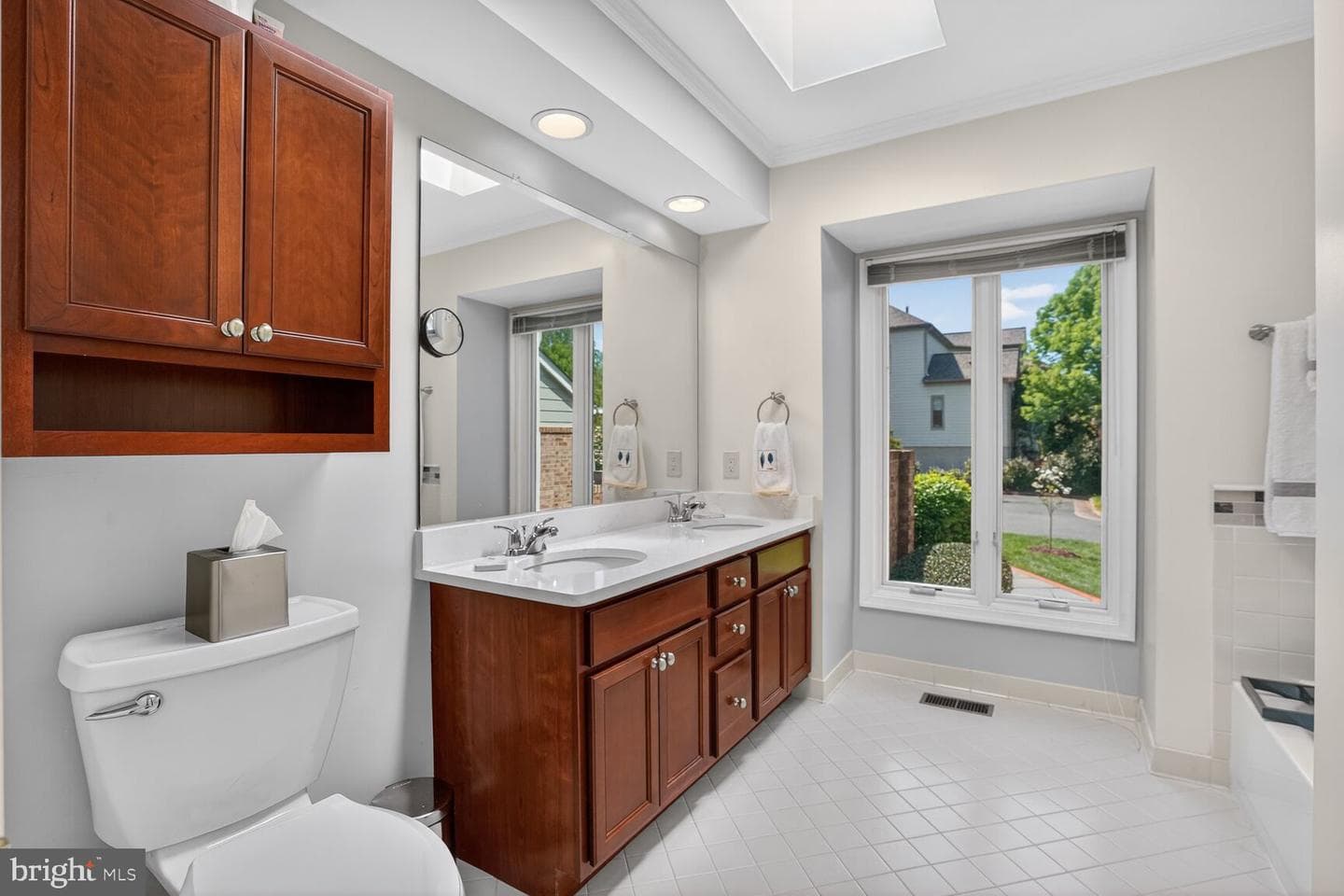 2925 Aran Court photo 45