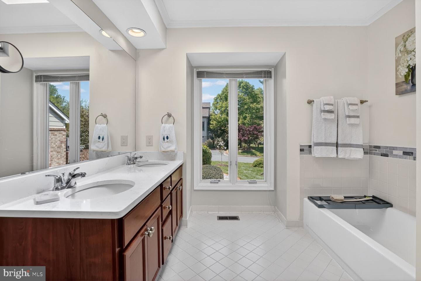 2925 Aran Court photo 47