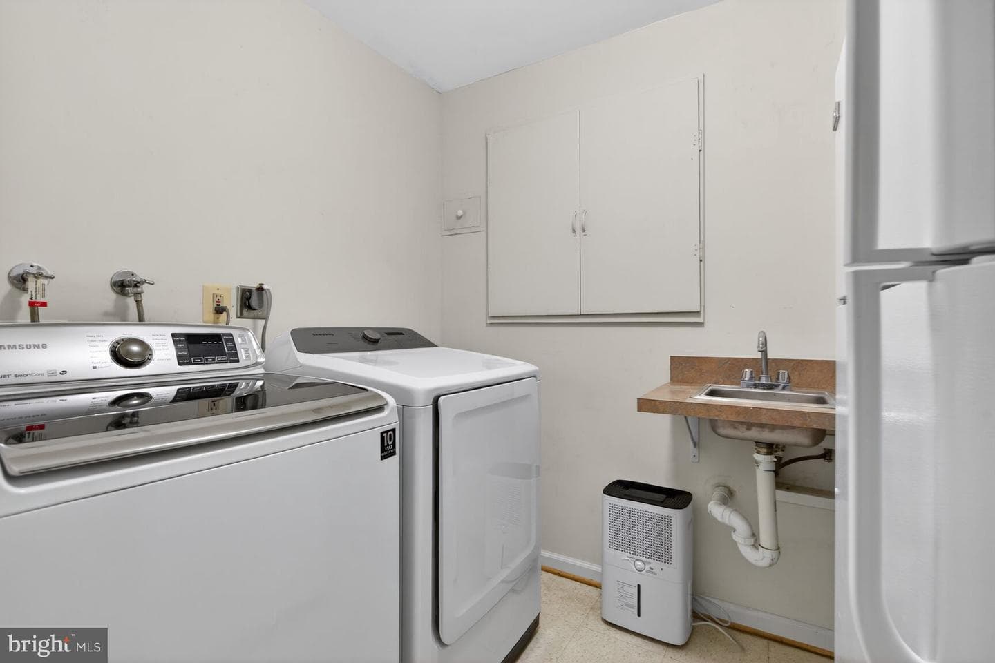 2925 Aran Court photo 77