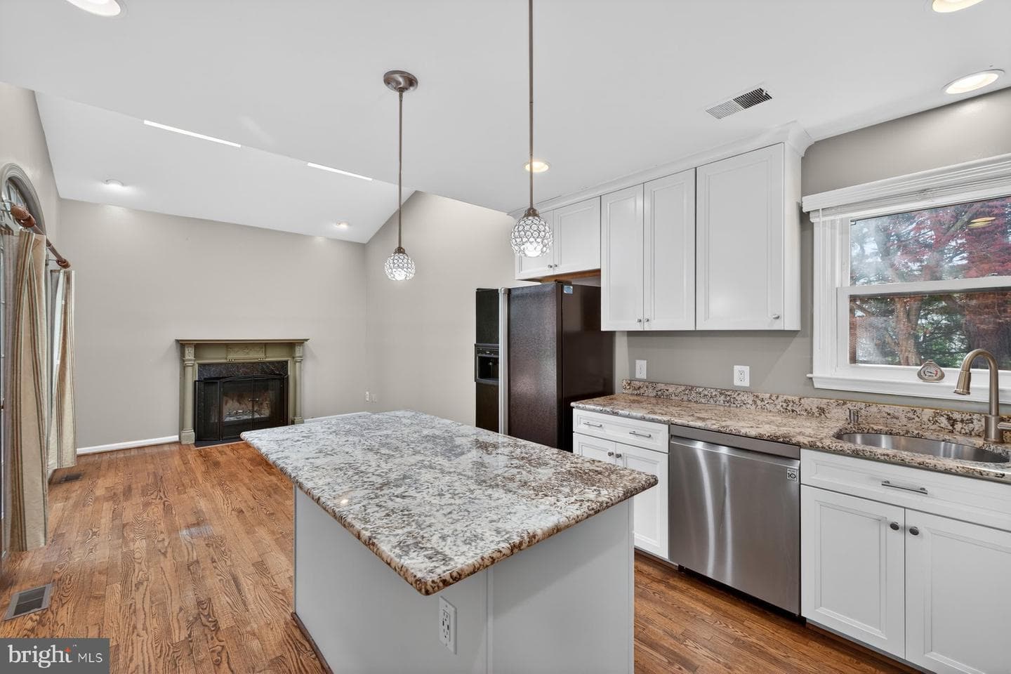 14422 Coachway Drive photo 14