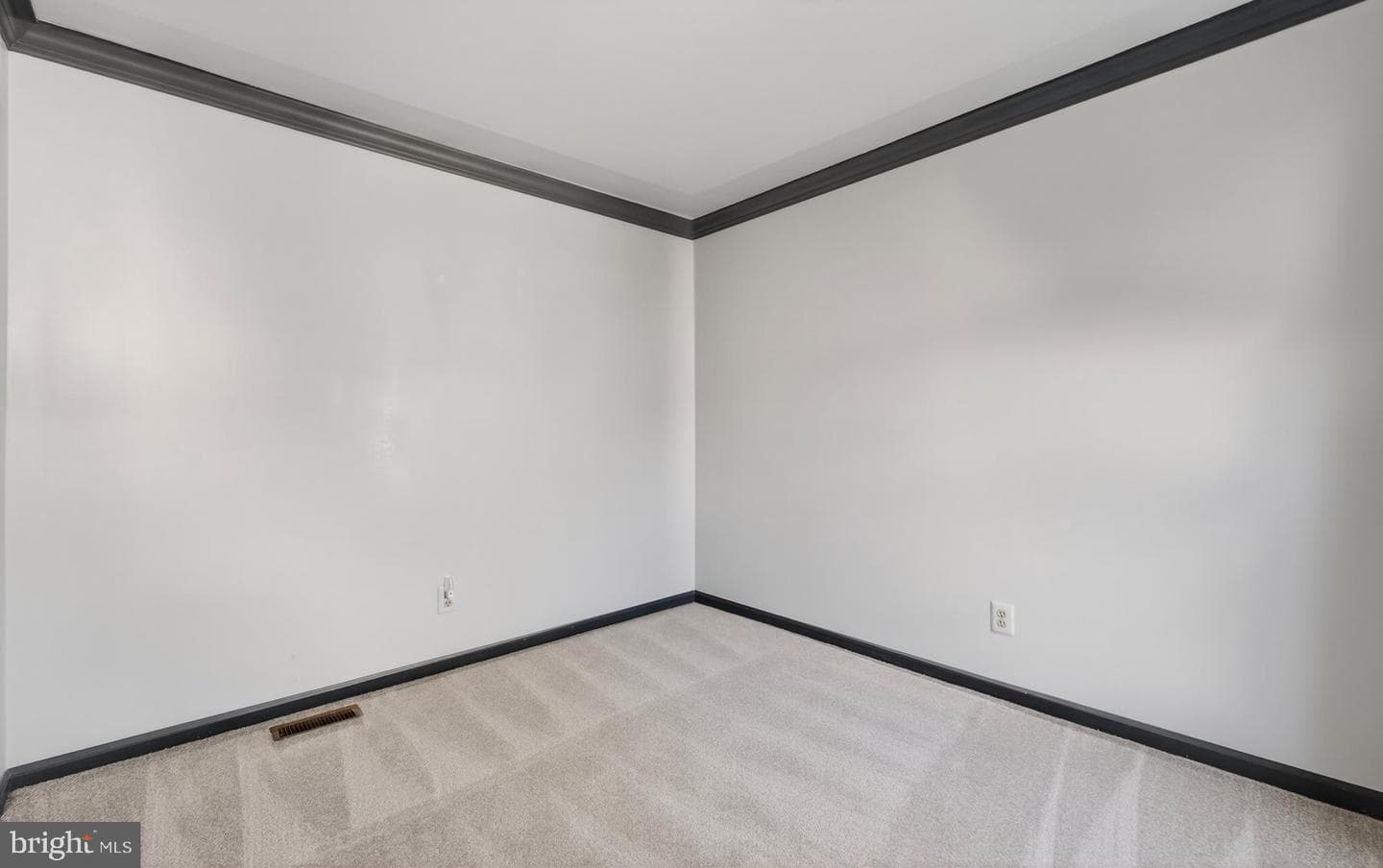 14422 Coachway Drive photo 20