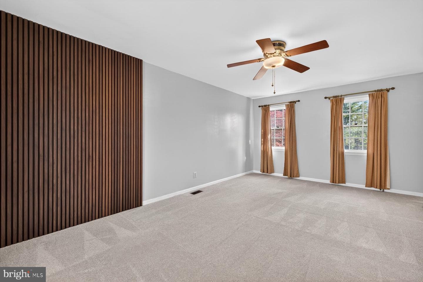 14422 Coachway Drive photo 25
