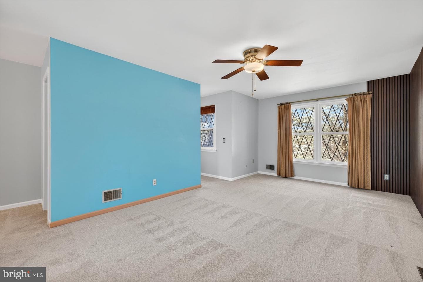 14422 Coachway Drive photo 27