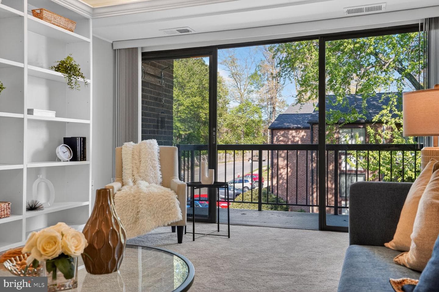 9708 Kingsbridge Drive #304 photo 12