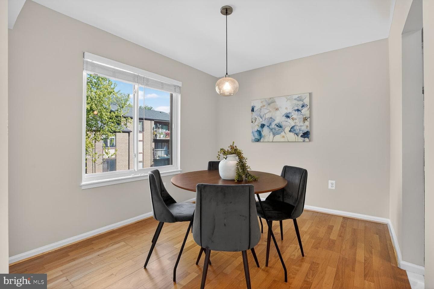 9708 Kingsbridge Drive #304 photo 14