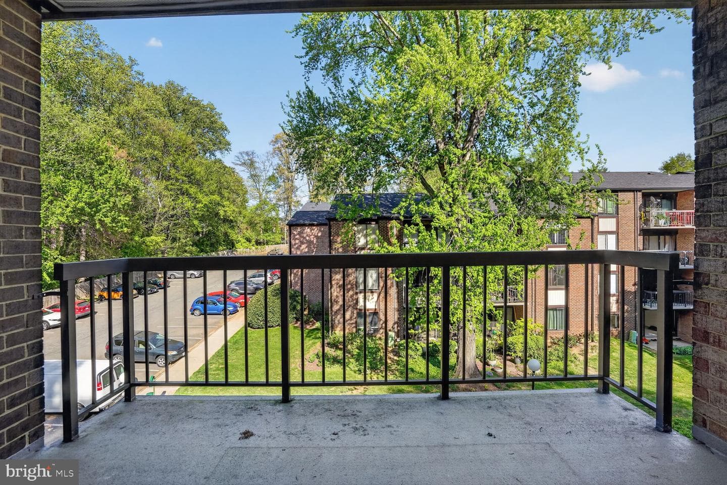 9708 Kingsbridge Drive #304 photo 6