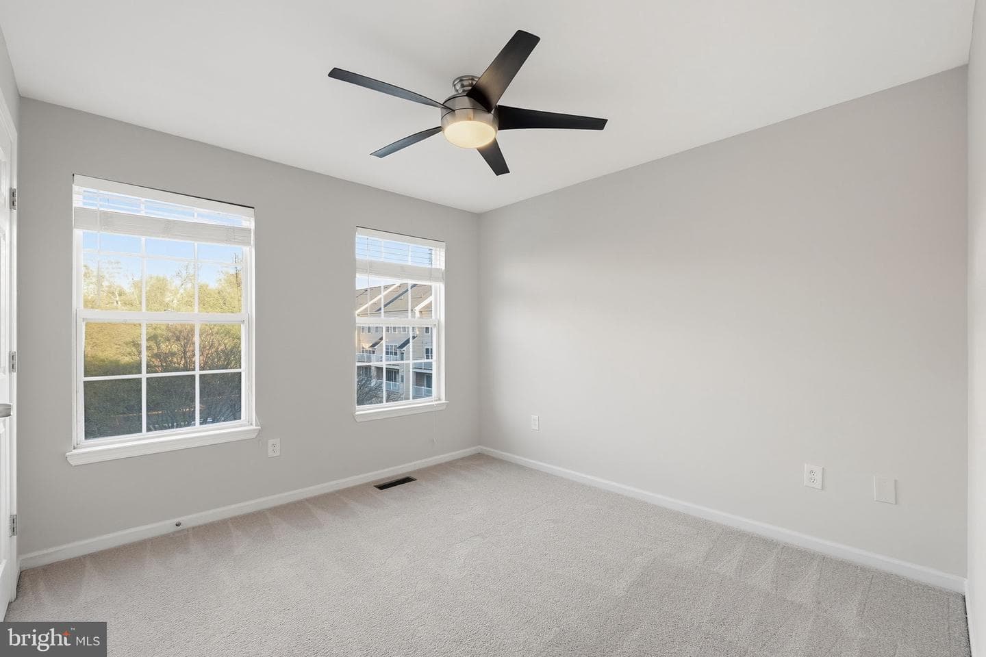 1881 Crescent Park Drive photo 36
