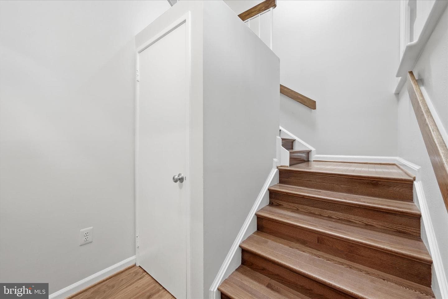 1907 Villaridge Drive photo 24