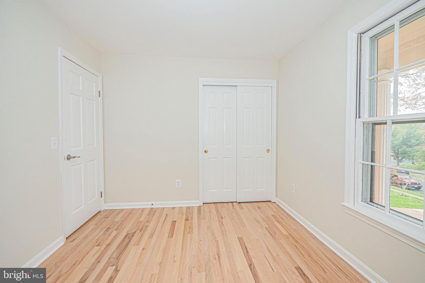 2419 Caron Lane photo 24