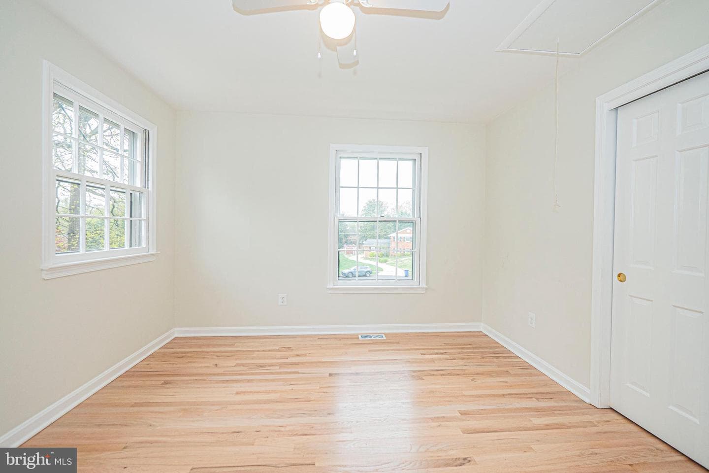 2419 Caron Lane photo 27