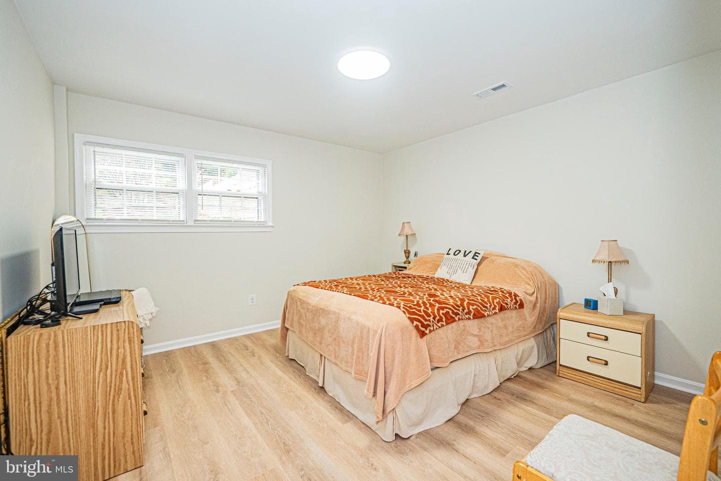 2419 Caron Lane photo 37