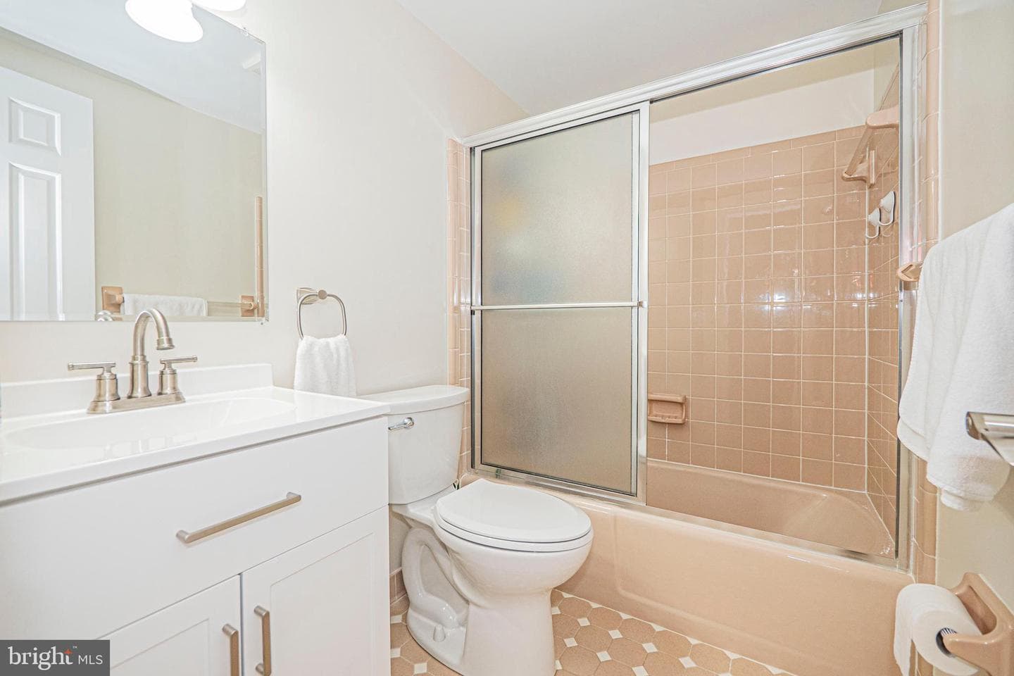 2419 Caron Lane photo 45
