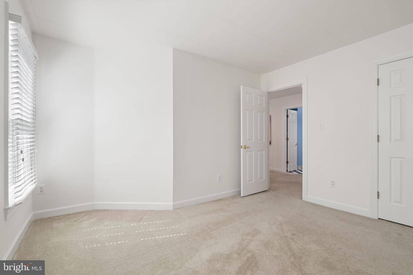 6474 Gristmill Square Lane photo 35