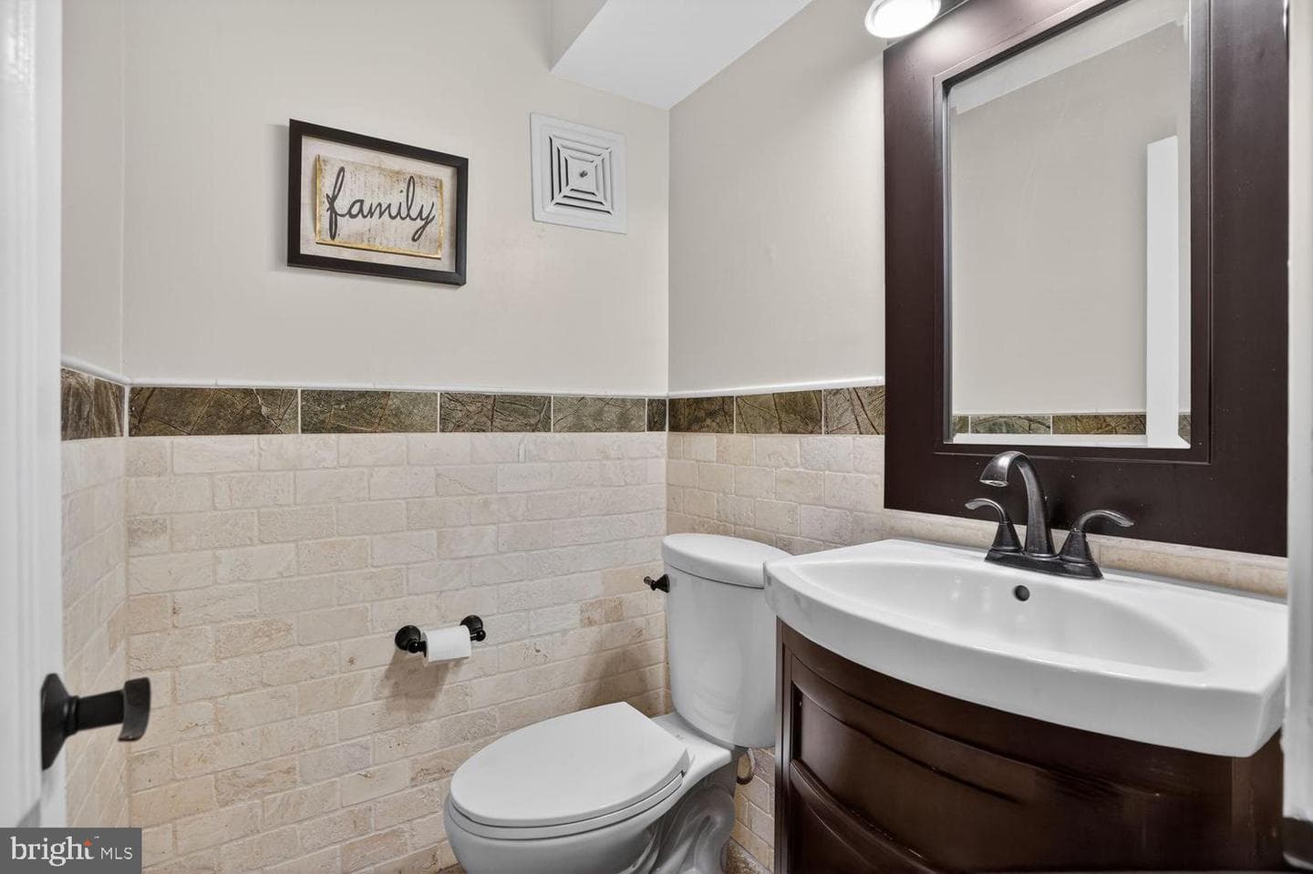 6020 Waterbury Court photo 28