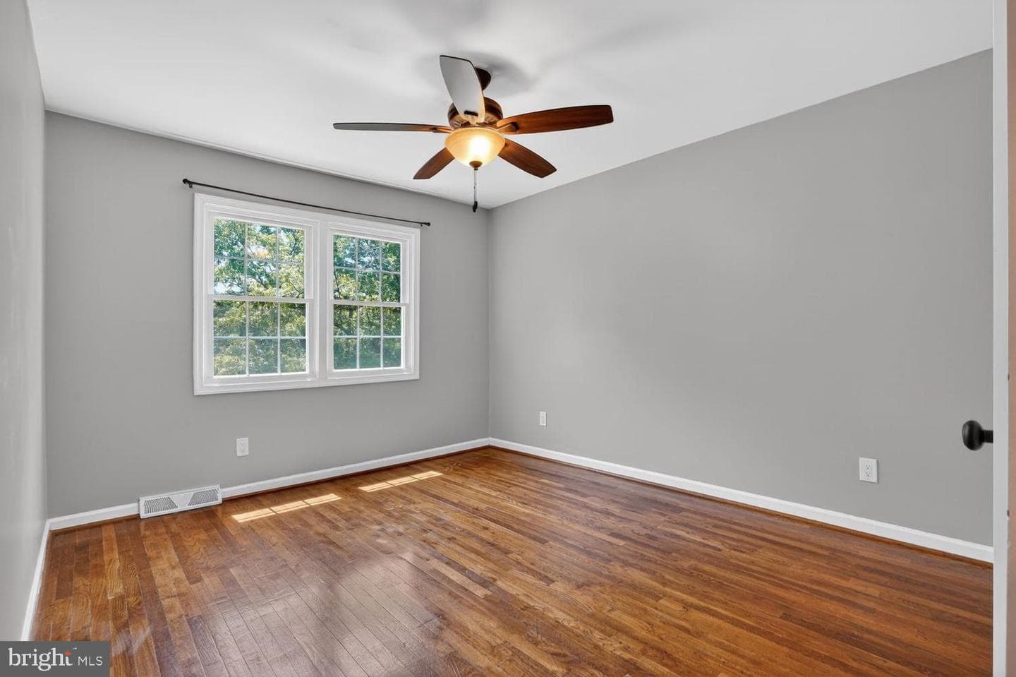 6020 Waterbury Court photo 48