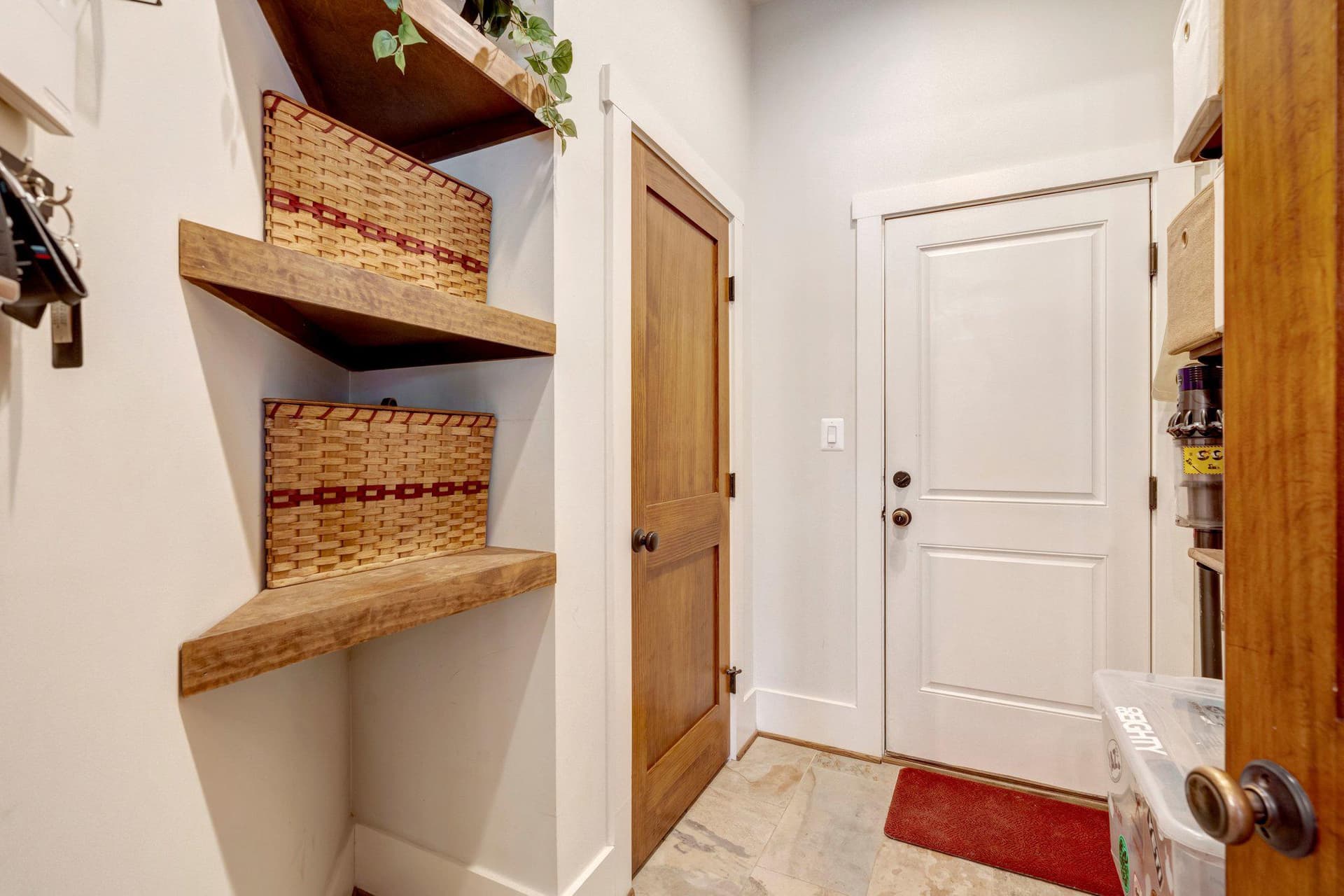 1712 Abbey Oak Drive photo 14