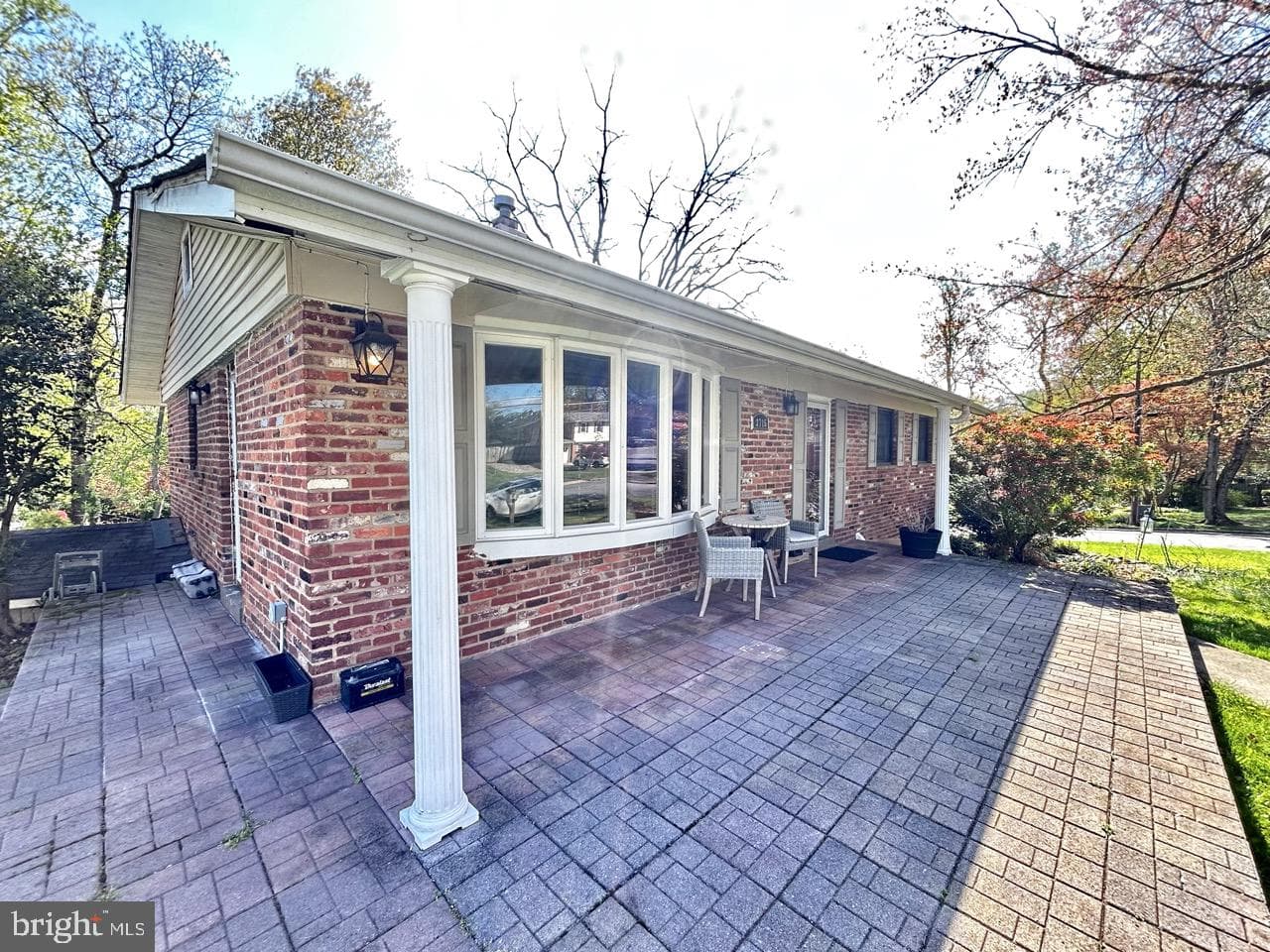 3715 Moss Drive, Annandale