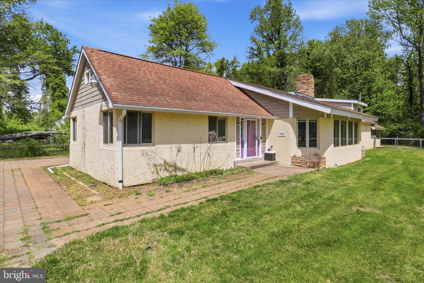7019 Sheridonna Lane photo 6