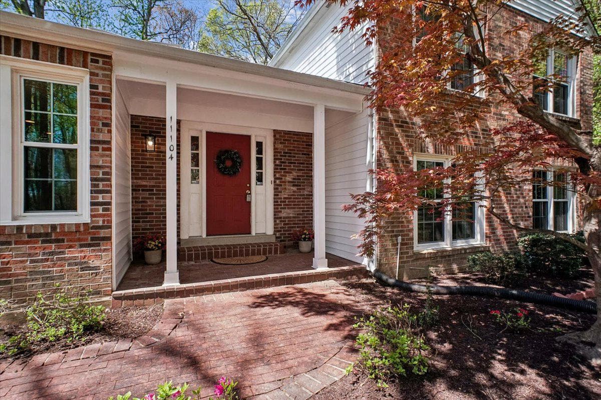 11104 Loran Road photo 4