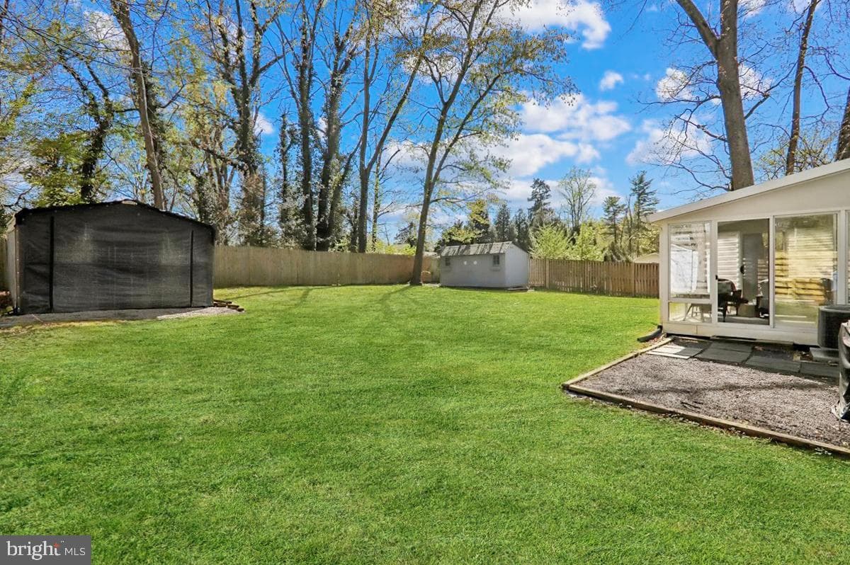 4711 Pole Road photo 3