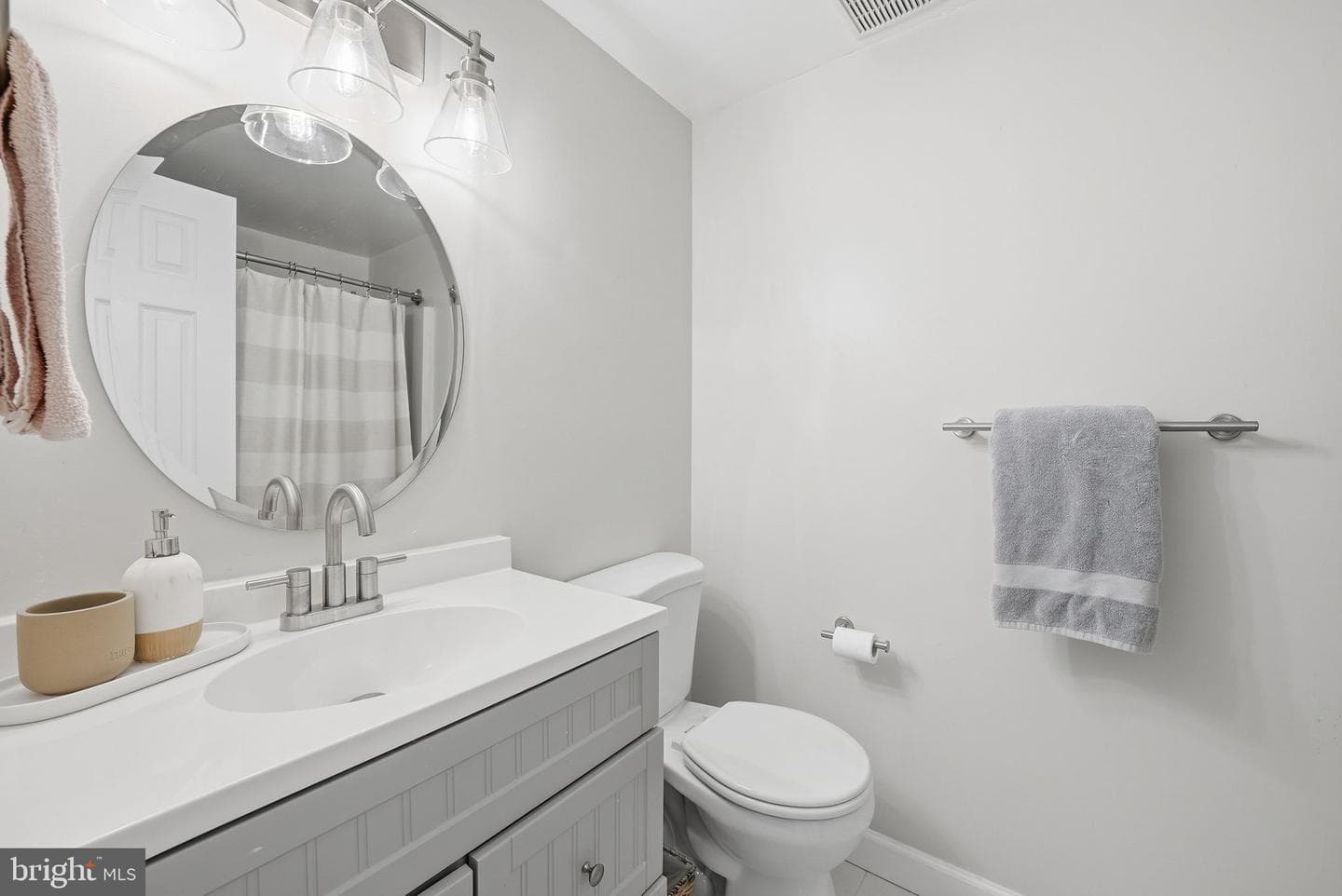 3853 Alder Woods Court photo 24