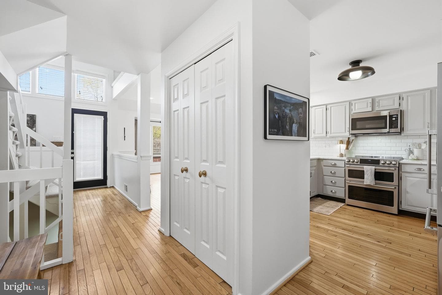 3853 Alder Woods Court photo 4