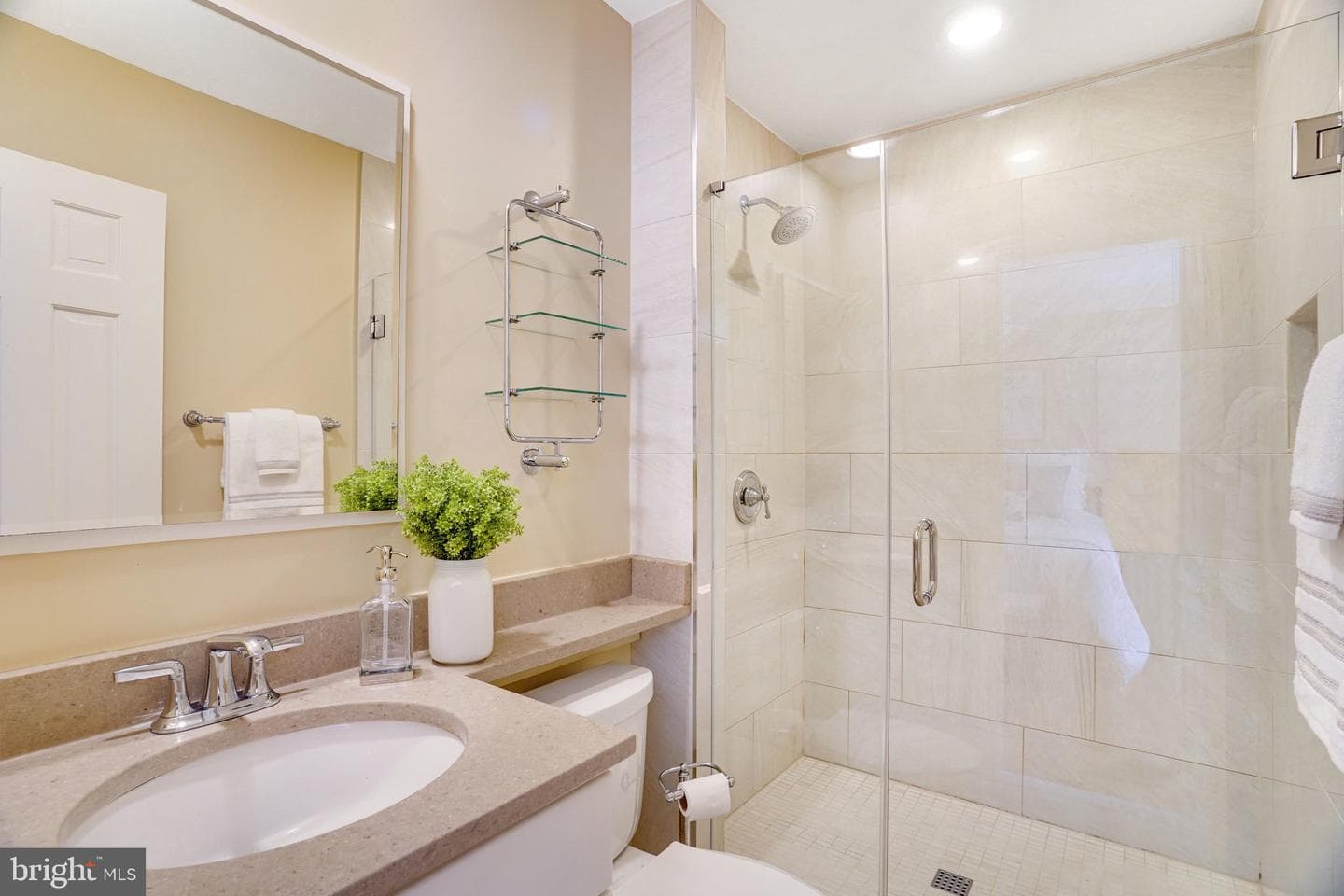 6724 Melrose Drive photo 21