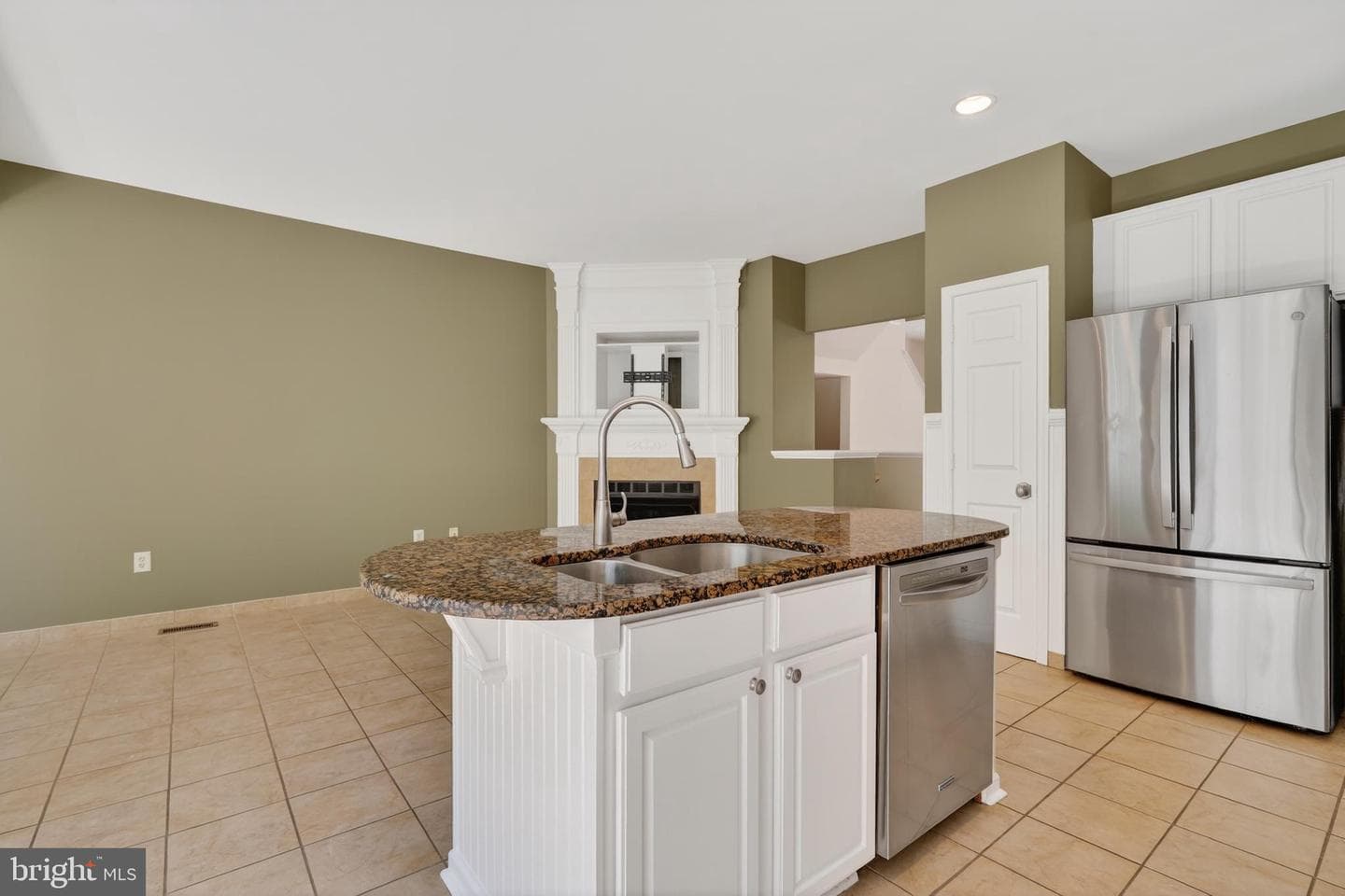 5169 Ballycastle Circle photo 10