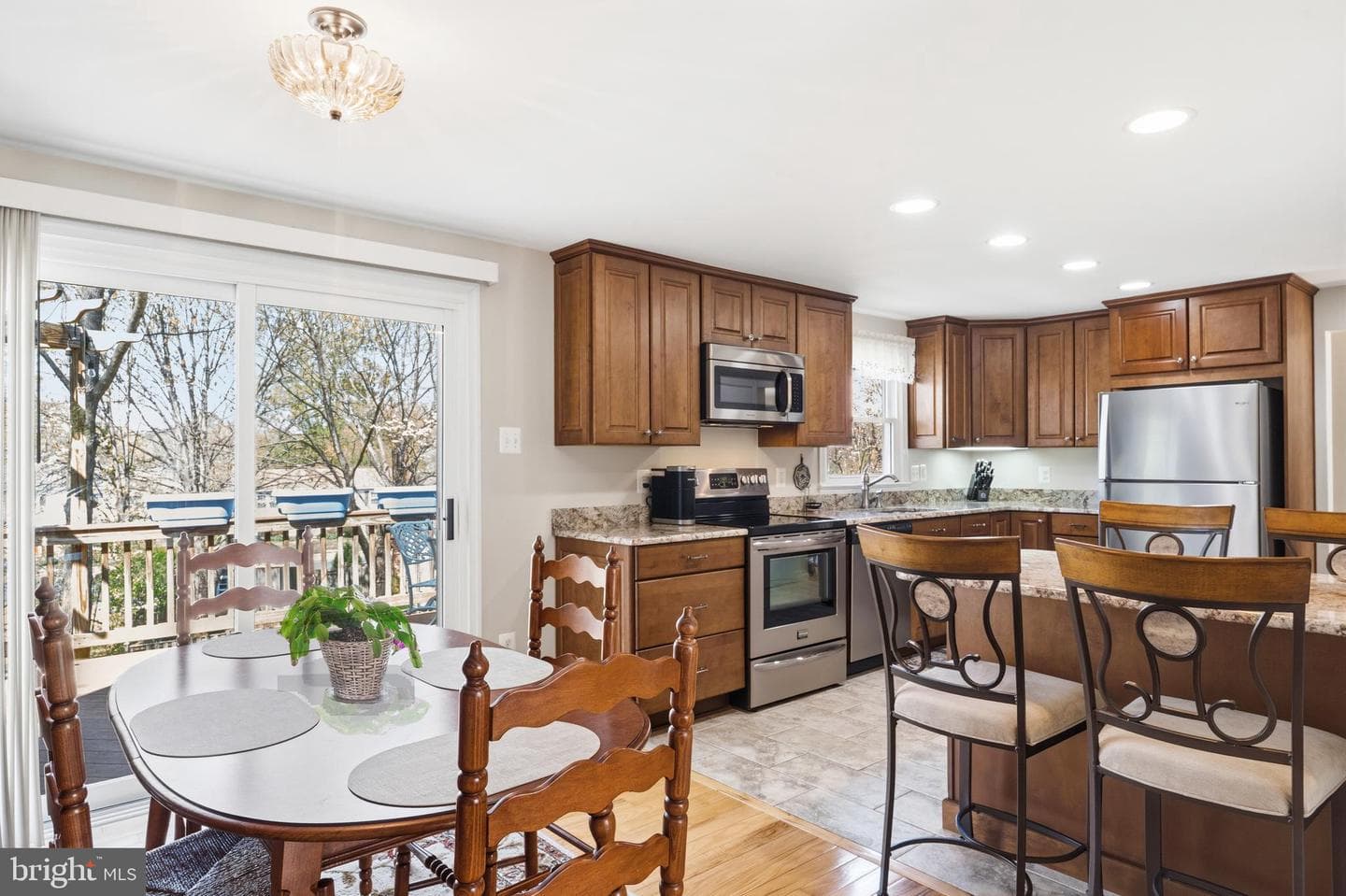 2622 Sheringham Drive photo 3