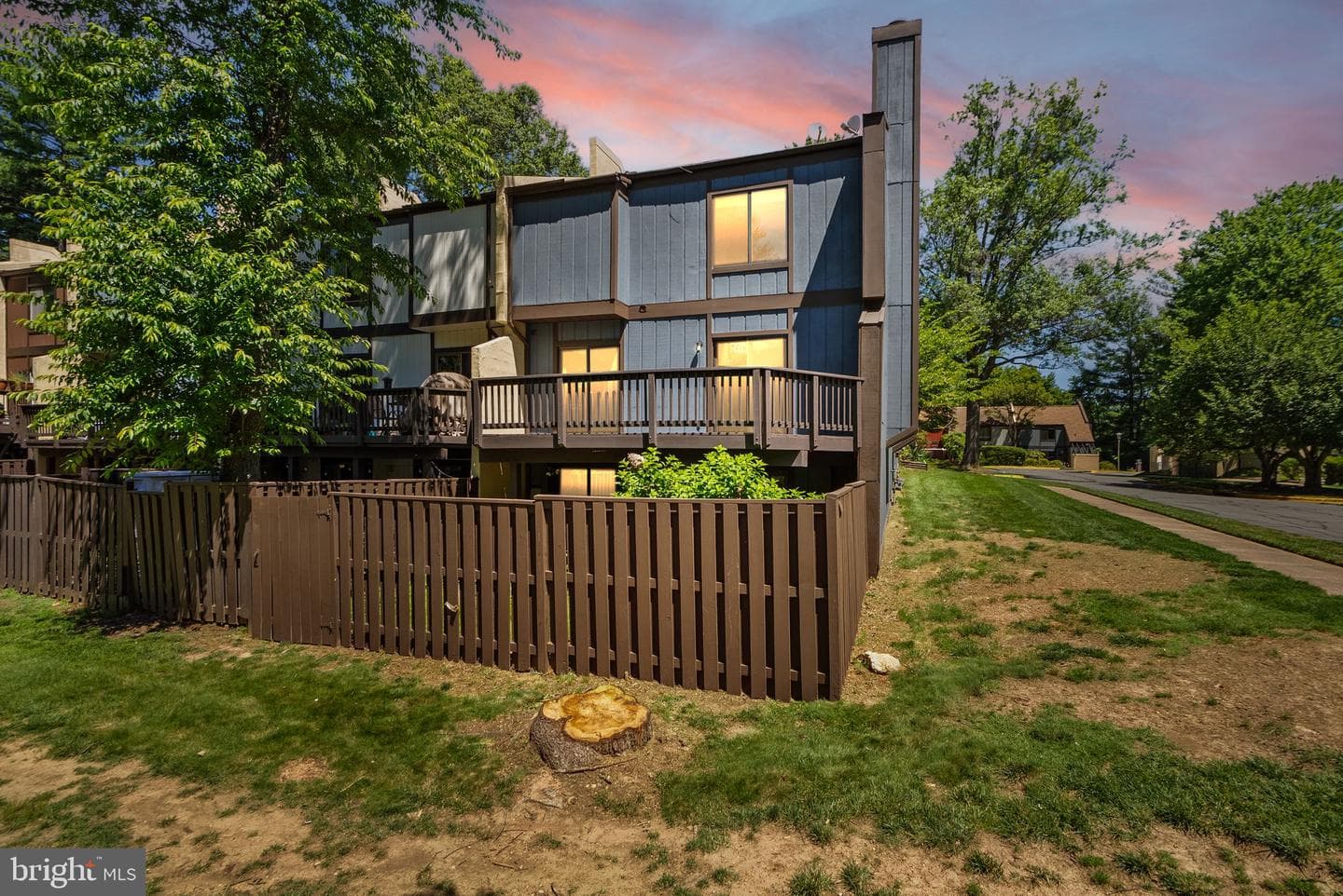 11100 Saffold Way photo 3