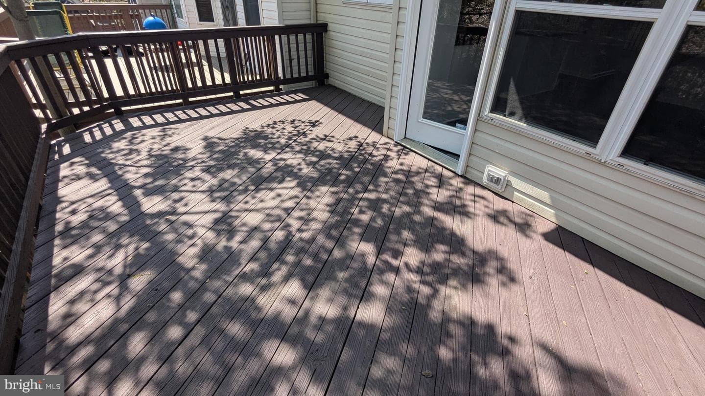 2593 James Madison Circle photo 13