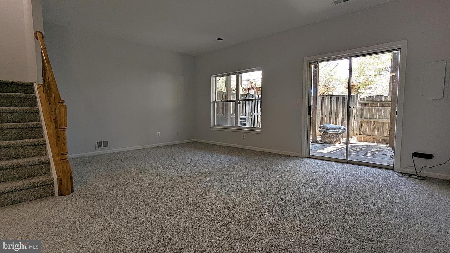 2593 James Madison Circle photo 42