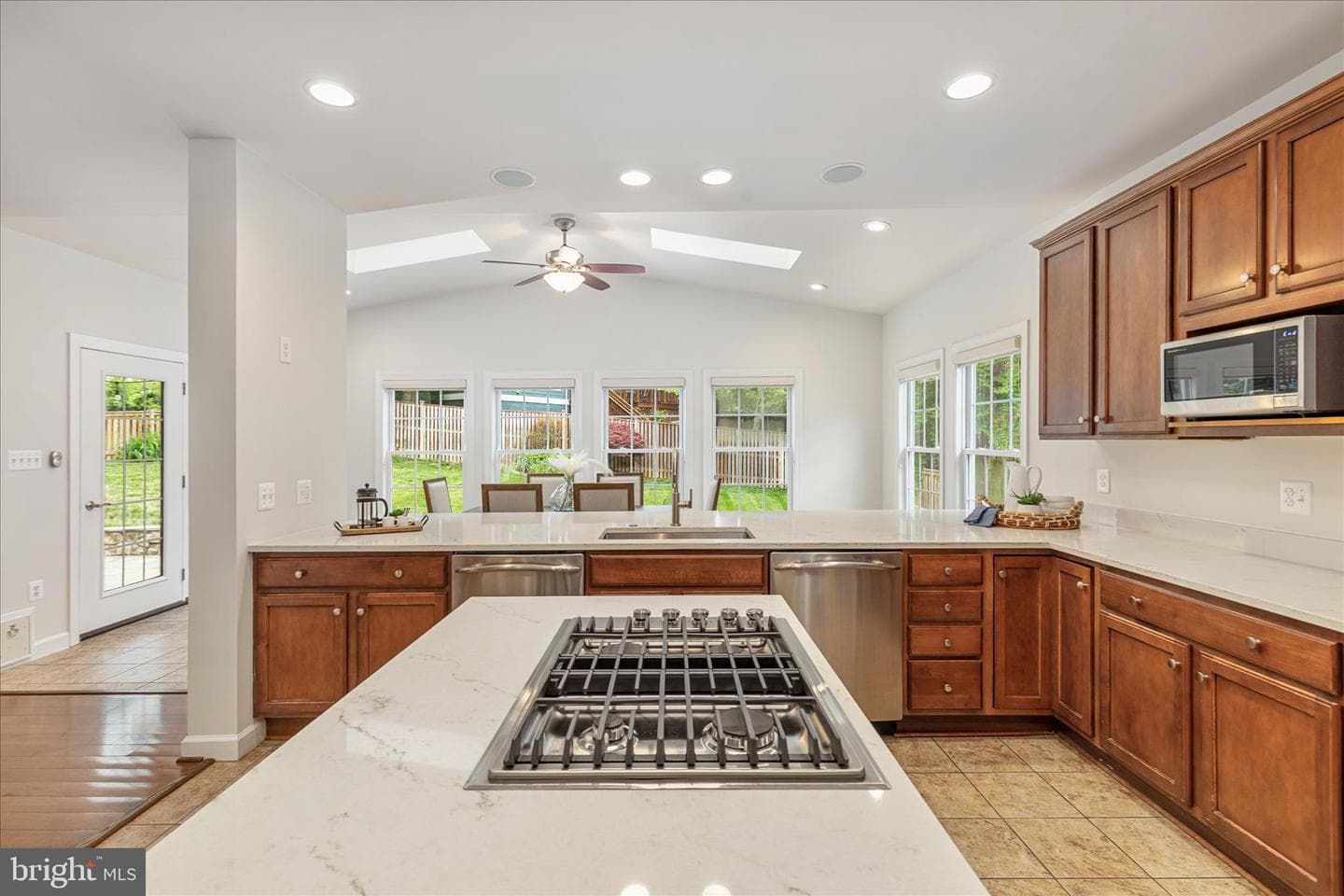 2205 Westmoreland Street photo 12
