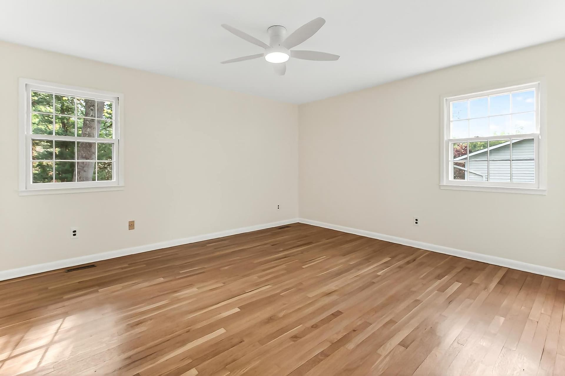 4317 Selkirk Drive photo 36