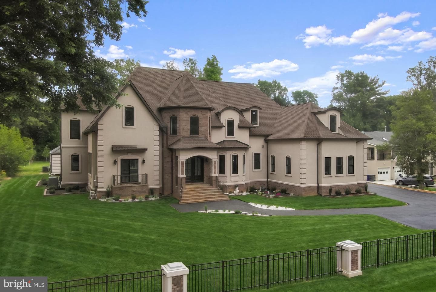 7301 Calvert Street, Annandale