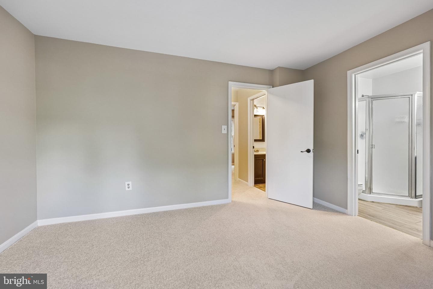 10209 Roberts Common Lane photo 16