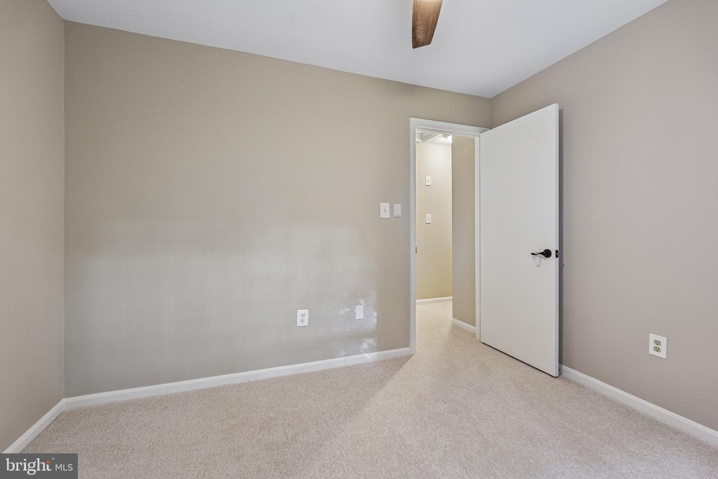 10209 Roberts Common Lane photo 22