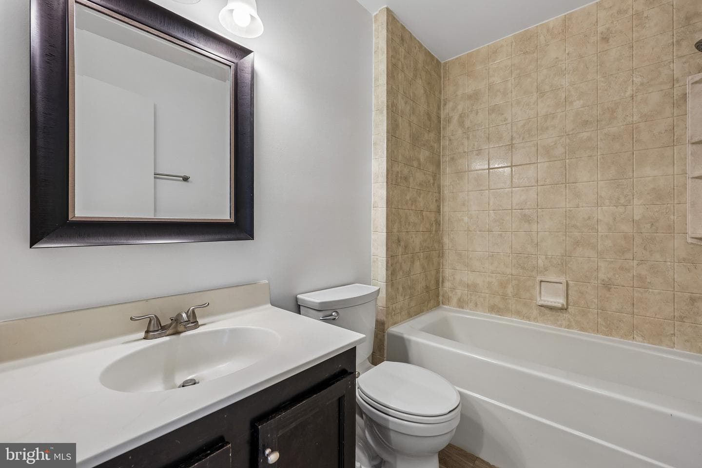 10209 Roberts Common Lane photo 25