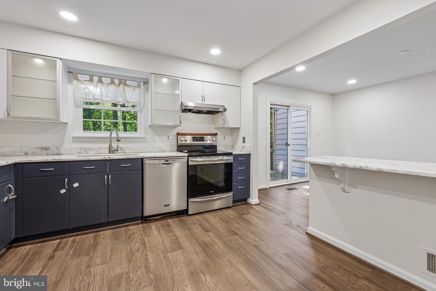 10209 Roberts Common Lane photo 8