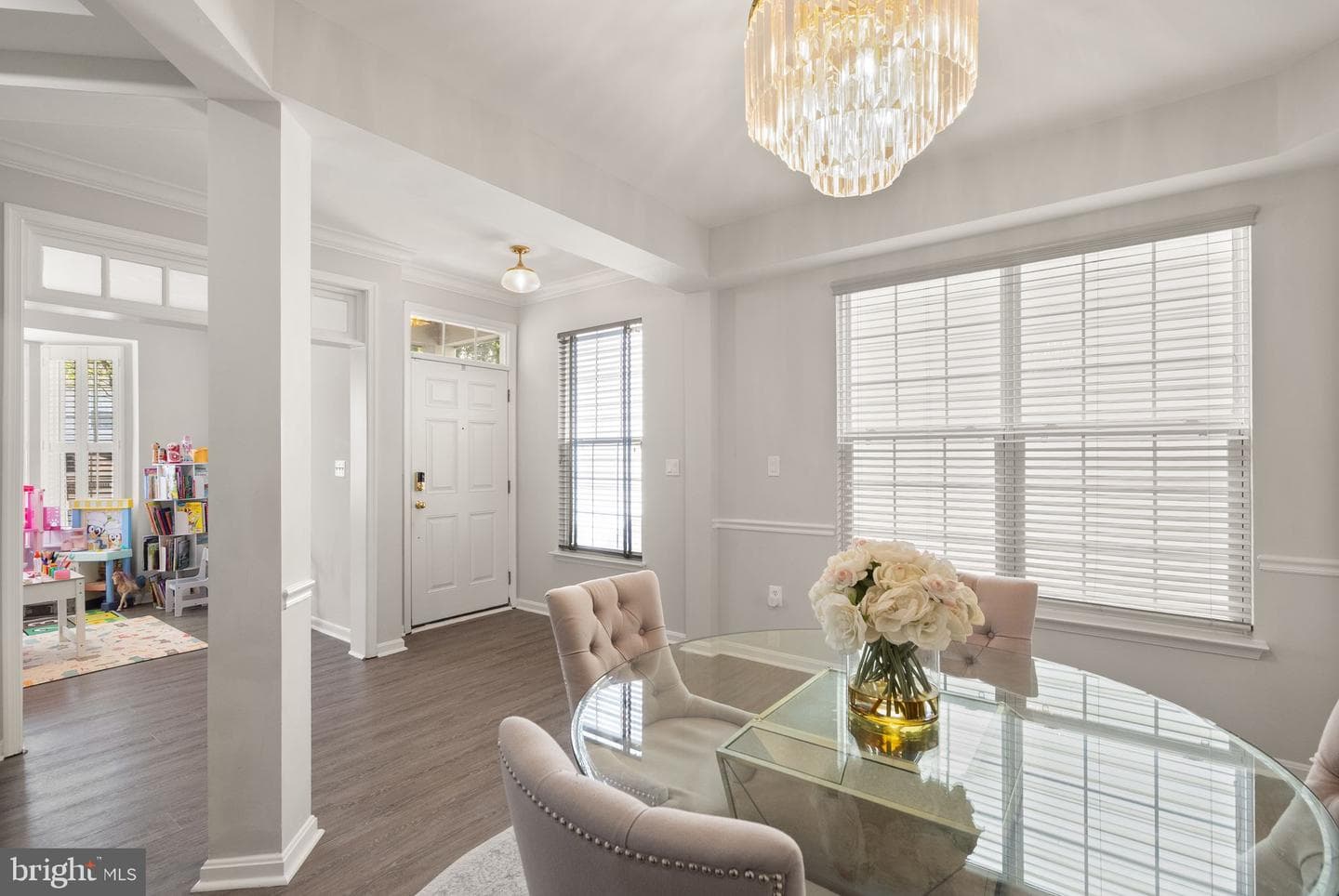 8929 Mayhew Court photo 4