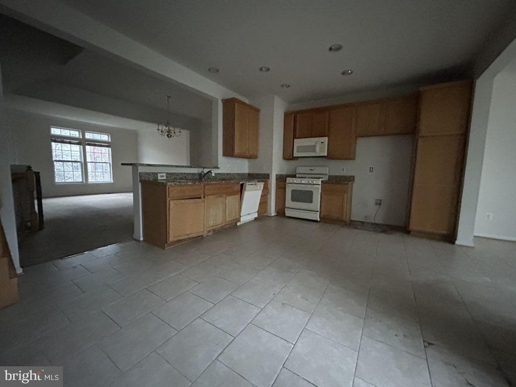 8477 Hallie Rose Street photo 4