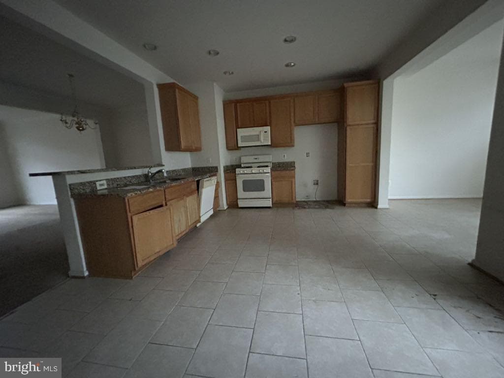 8477 Hallie Rose Street photo 5