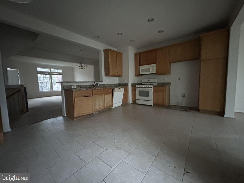 8477 Hallie Rose Street photo 6