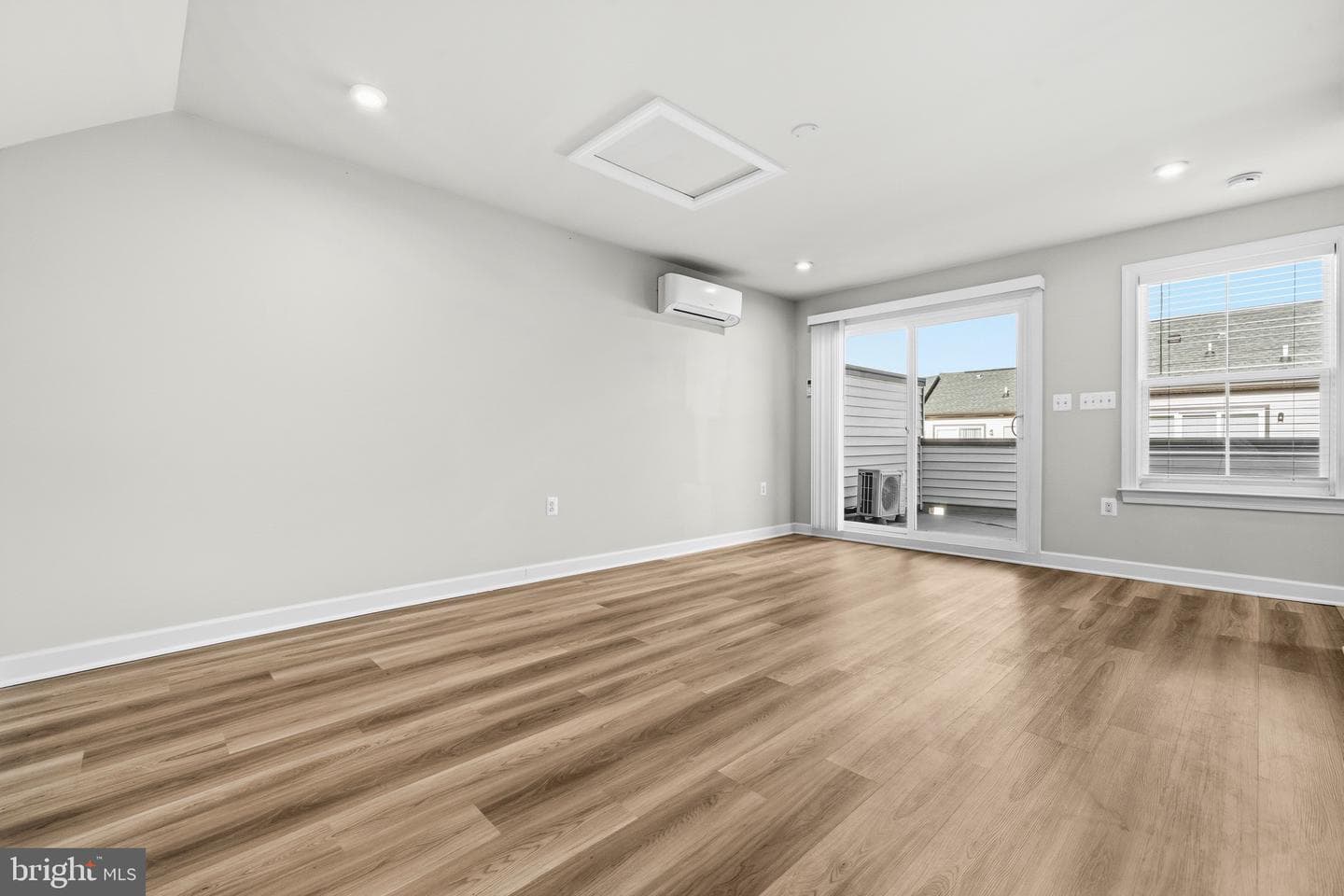 2843 Hokie Lane photo 32