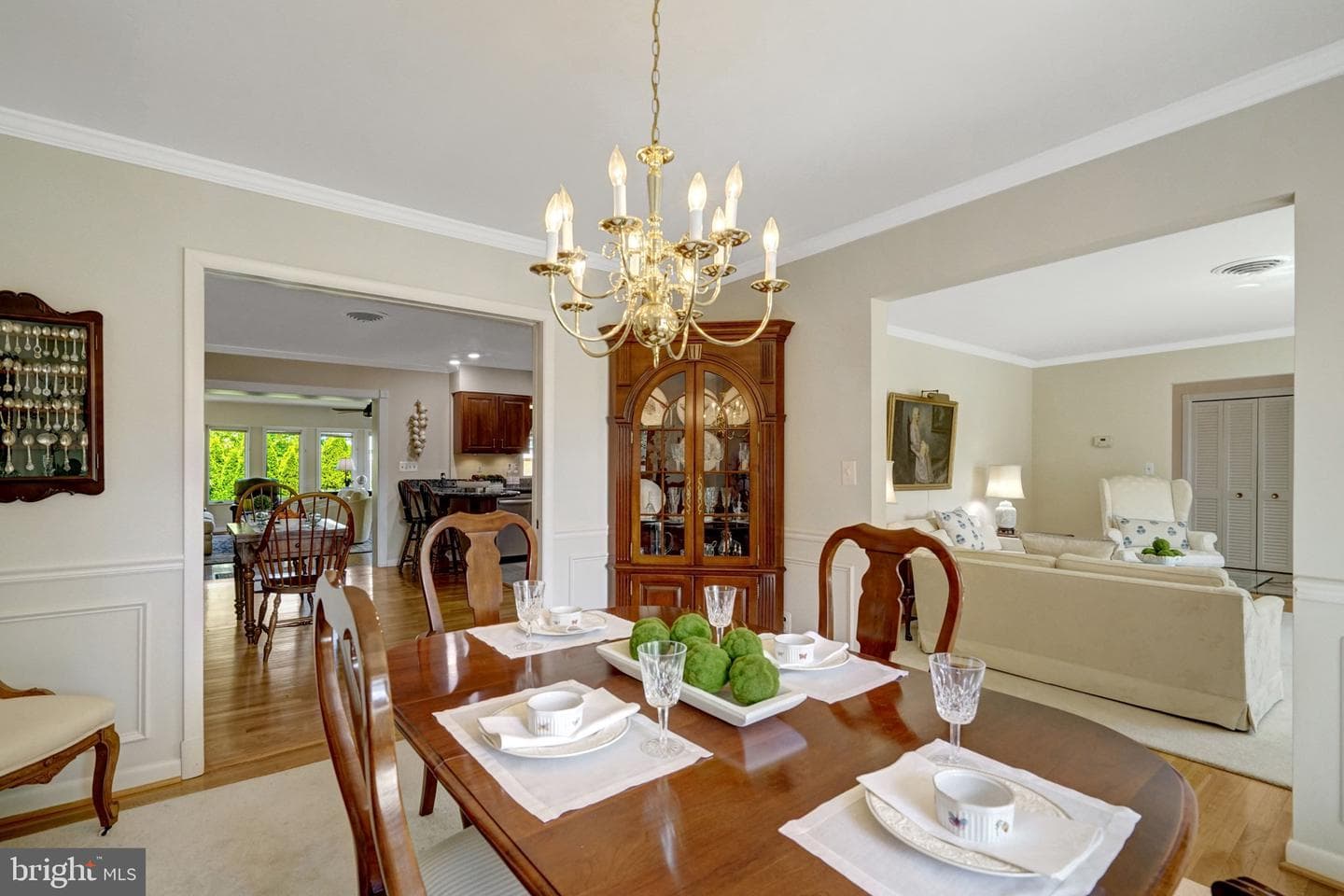 1812a Birch Road photo 9
