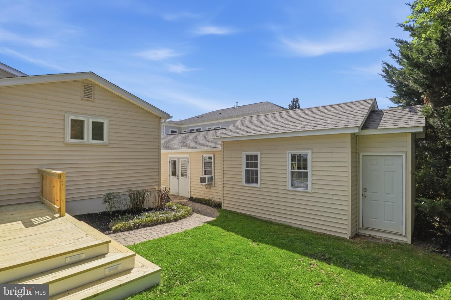 3008 Fairmont Street photo 34