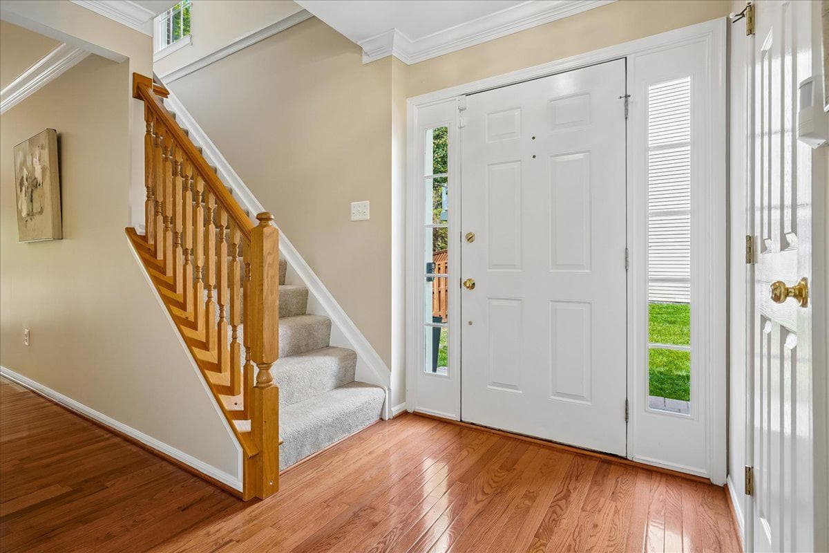 6556 Kelsey Point Circle photo 2
