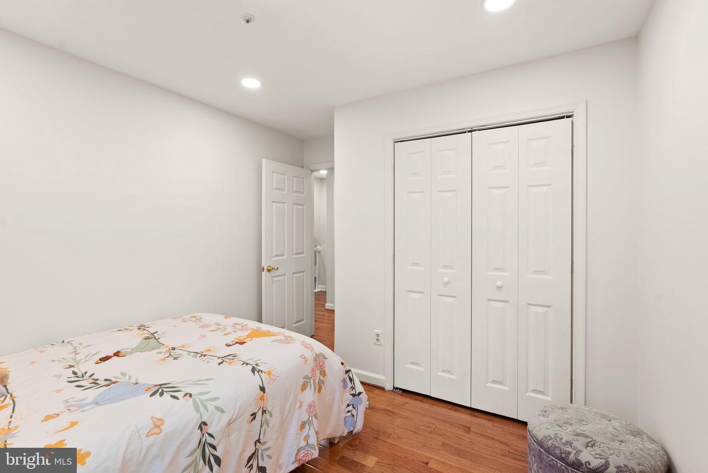 6040 Kelsey Court photo 35
